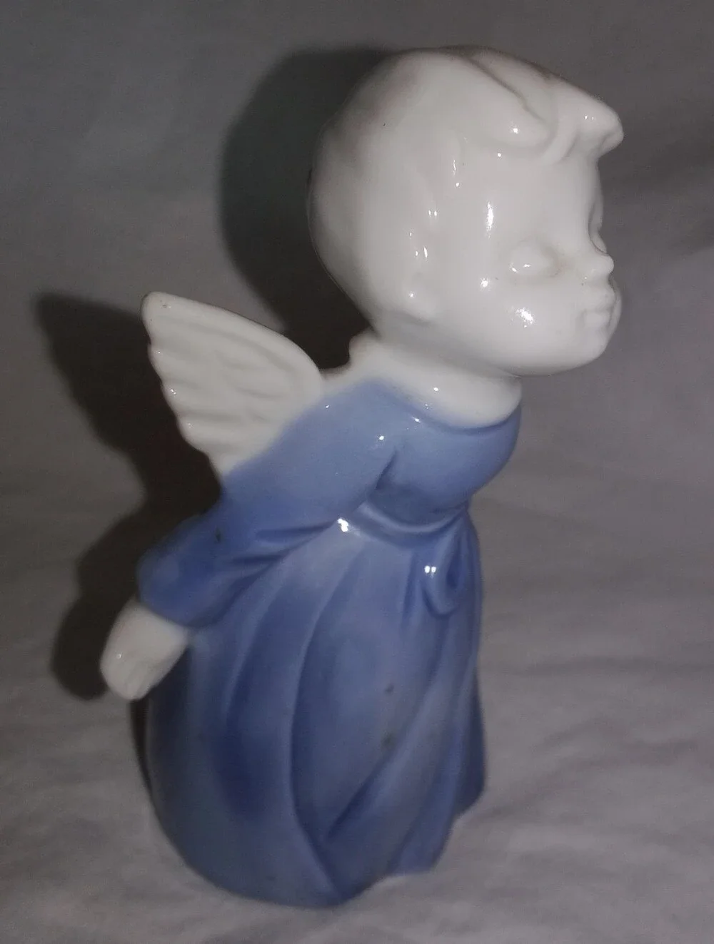 Vintage Boy Angel Blowing Kiss Christmas Decor 4